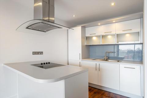2 bedroom flat to rent, Balham Hill, London, SW12