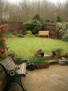 3 bedroom semi-detached house to rent, Gresham Drive, Northampton, Northamptonshire, NN4