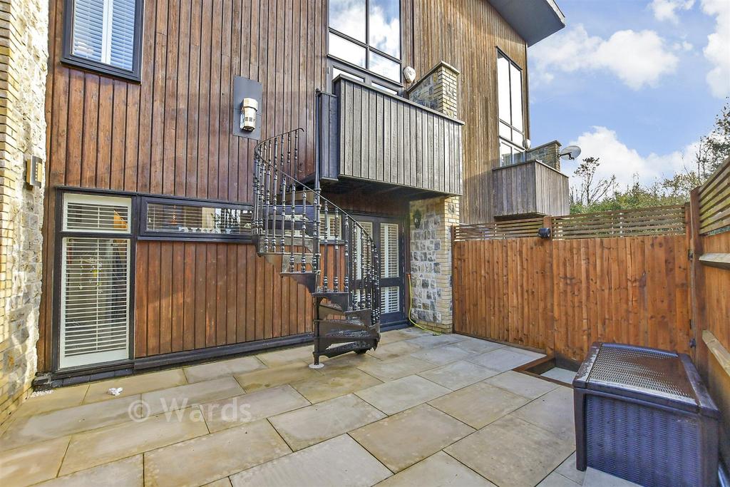 Patio / Decking