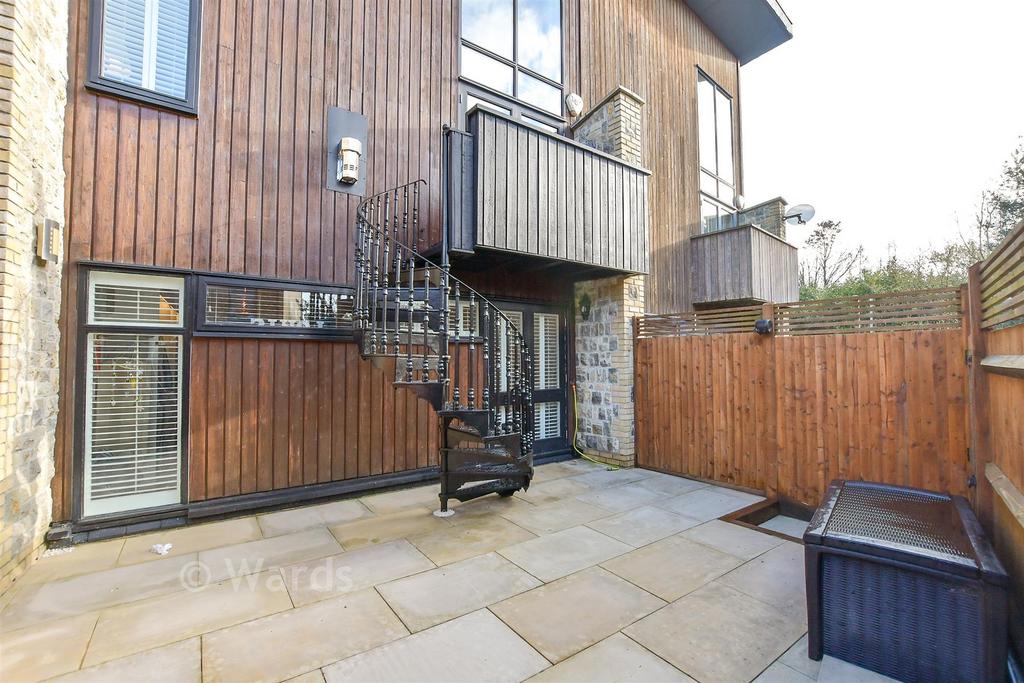 Patio / Decking