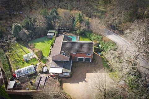 undefined, Felbridge/Crawley Down, West Sussex