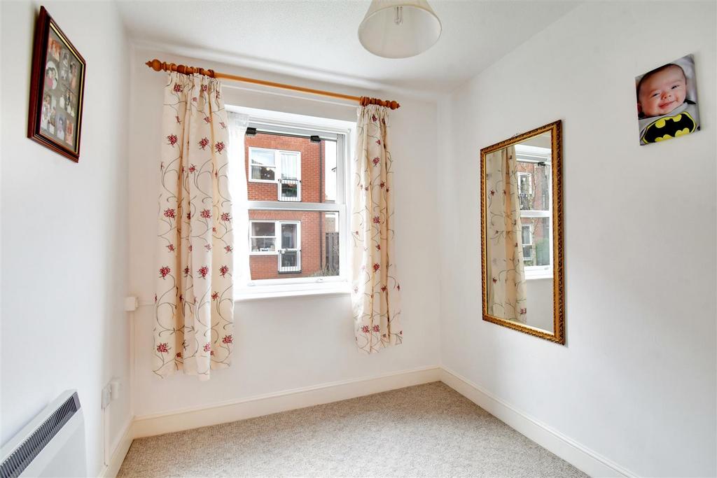 Bedroom 2.jpg