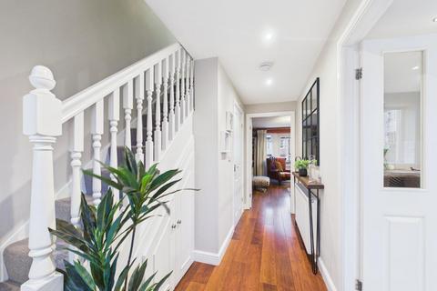 3 bedroom townhouse for sale, Ashley Road, Bingley