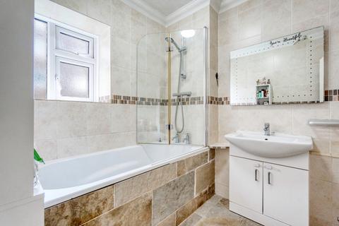 2 bedroom apartment for sale, Dyke Road Avenue, Hove, BN3