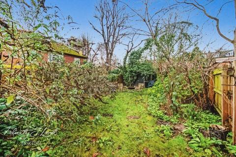 2 bedroom maisonette for sale, Kelman Close, London