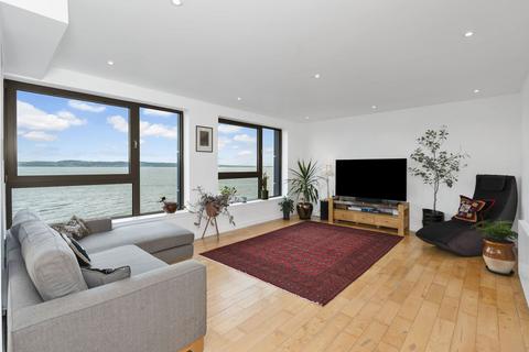 undefined, Flat 17, 11 Western Harbour Breakwater, Edinburgh, EH6 6PZ