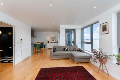 undefined, Flat 17, 11 Western Harbour Breakwater, Edinburgh, EH6 6PZ