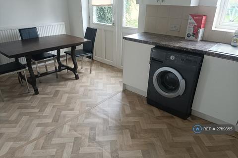 undefined, Anton Way, Aylesbury, HP21