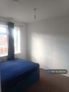 1 bedroom in a house share to rent, Anton Way, Aylesbury, HP21