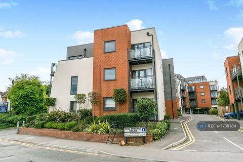 undefined, Walnut Tree Close, Guildford, GU1