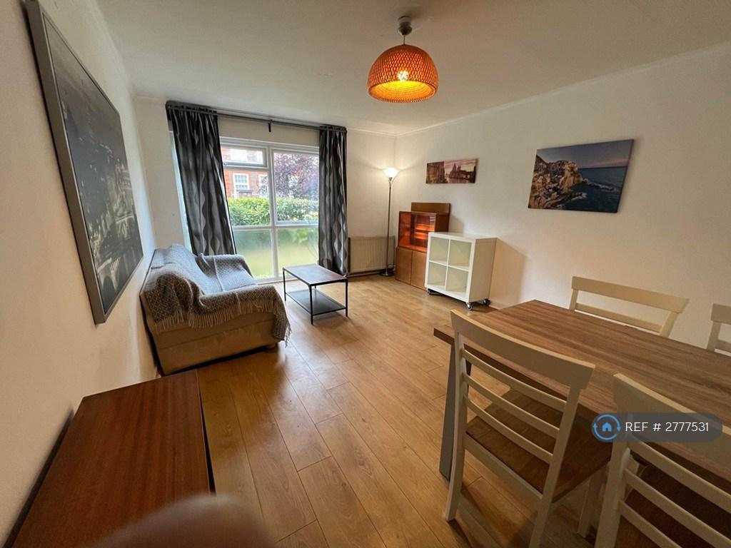 Living/Dining Room