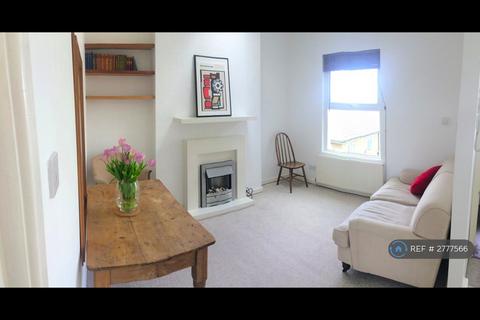 1 bedroom flat to rent, Gipsy Road, London, SE27