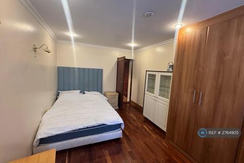 undefined, Melrose Road, Coulsdon, CR5