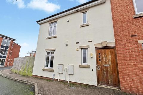 Kings Gate, Birmingham B14