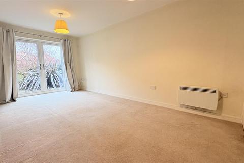 2 bedroom apartment for sale, Kings Gate, Birmingham B14