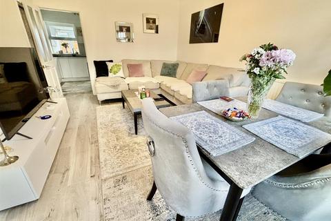 3 bedroom terraced house for sale, Cottall Avenue, Chatham