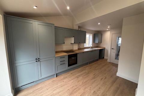 3 bedroom semi-detached house to rent, Cedars Way, Newport , MK16