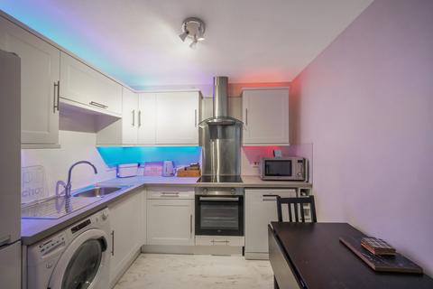 undefined, 19/10 Russell Gardens, Edinburgh, EH12 5PP