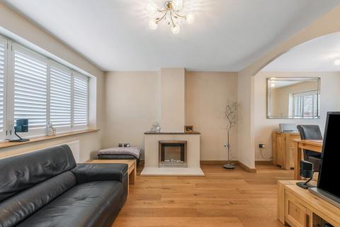 undefined, Eatons Mead, Chingford