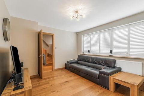 undefined, Eatons Mead, Chingford