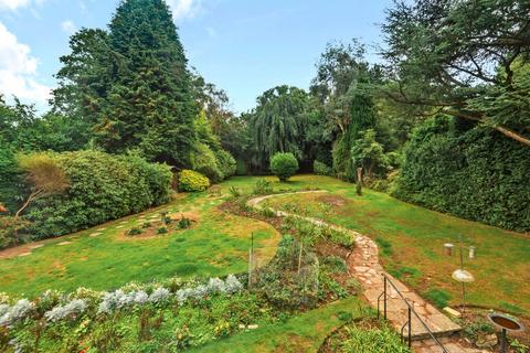 Plot for sale, Bears Den, Kingswood