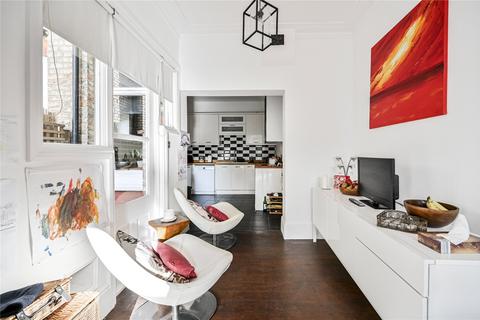 3 bedroom terraced house for sale, York Road, London, N11
