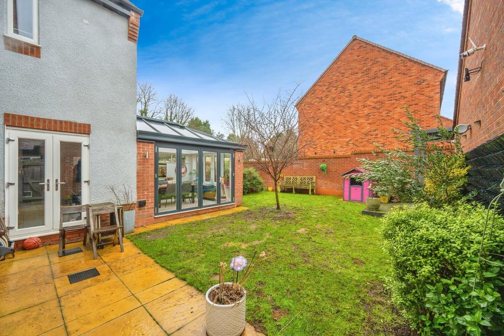 14hamstallclose-22.jpg
