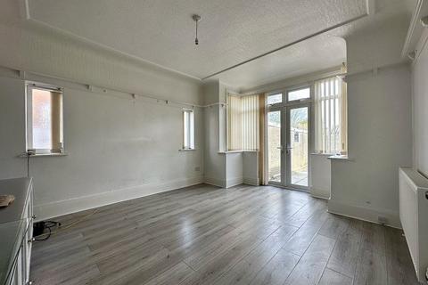 3 bedroom semi-detached house for sale, Fairhaven Road, Southport PR9