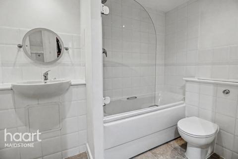 undefined, Coral Park, Maidstone