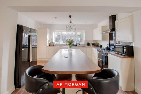 4 bedroom detached house for sale, Vicarage Road, Wollaston, Stourbridge, West Midlands, DY8
