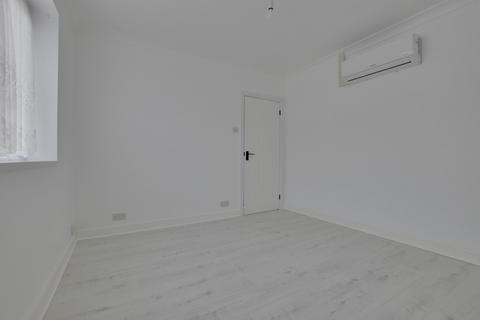 2 bedroom semi-detached bungalow for sale, St Peters Avenue, Maldon