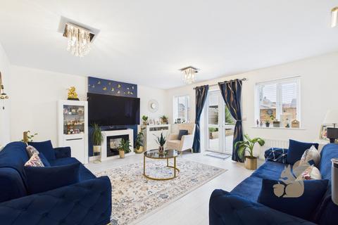 5 bedroom detached house for sale, Ipswich Road, Colchester