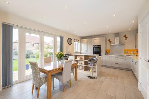 4 bedroom detached house for sale, Weston Turville, Buckinghamshire HP22