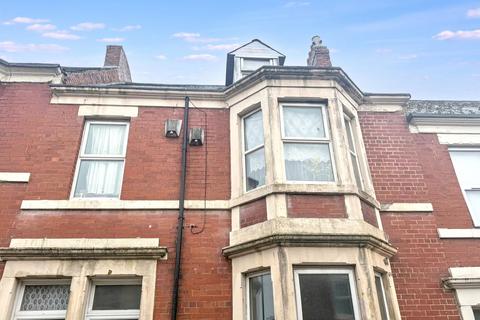 4 bedroom flat for sale, Strathmore Crescent, Newcastle, Newcastle upon Tyne, Tyne and Wear, NE4 8UB