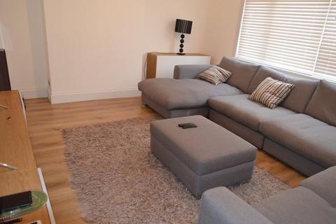 4 bedroom house to rent, Palmers Green, Palmers Green