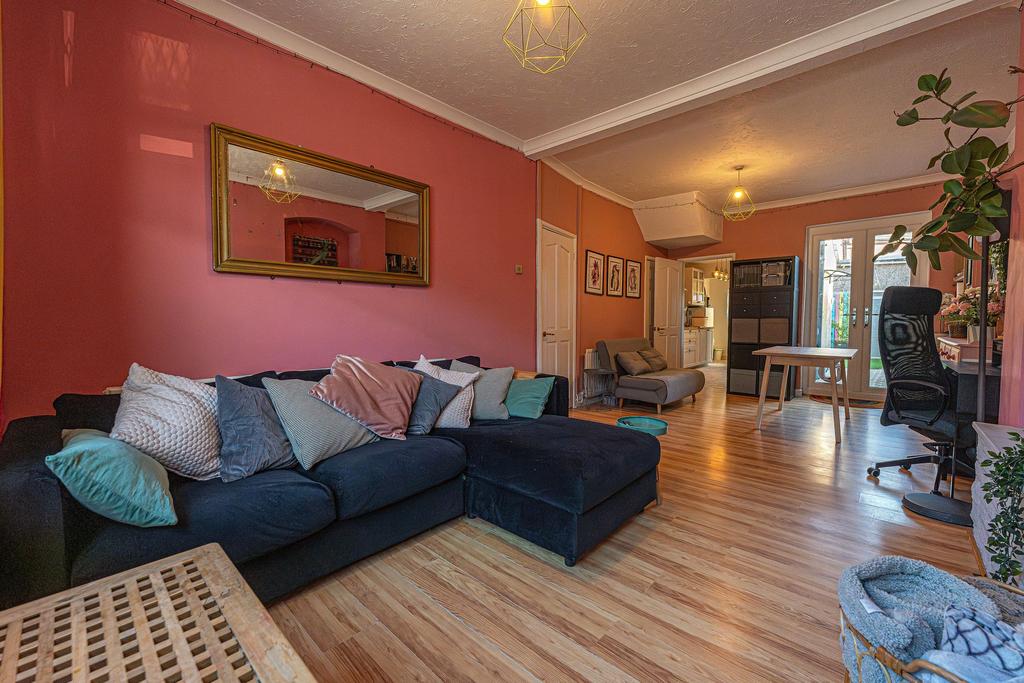 Living/Dining room