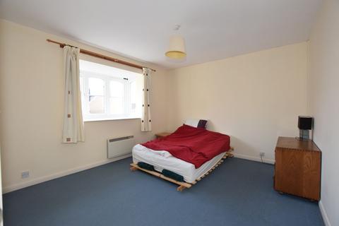 2 bedroom flat to rent, Anxey Way, Aylesbury HP17