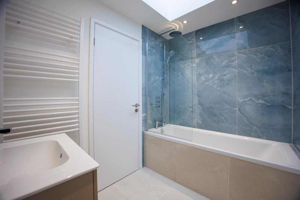 Picture No. 09