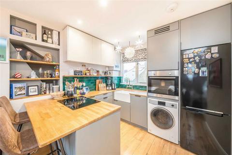 1 bedroom flat for sale, Arodene Road, London SW2