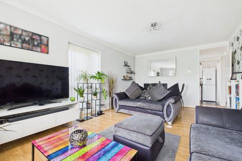 2 bedroom apartment for sale, Russell Court, Bridge Close, Lancing, BN15 8BP