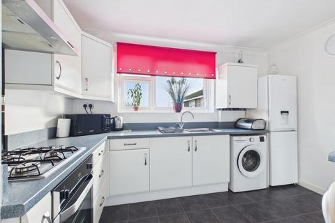 2 bedroom apartment for sale, Russell Court, Bridge Close, Lancing, BN15 8BP