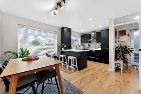 Wolsey Way, Cambridge, CB1
