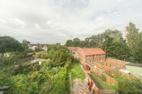 undefined, LONDON SE6