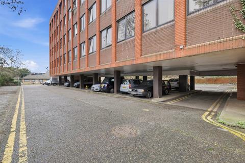 undefined, Natwest House, Shenley Road, Borehamwood, WD6