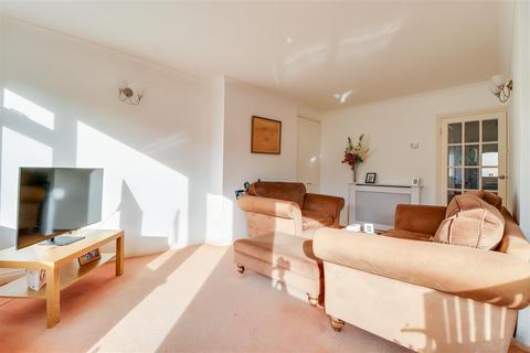 undefined, Mountdale Gardens, Leigh-On-Sea SS9