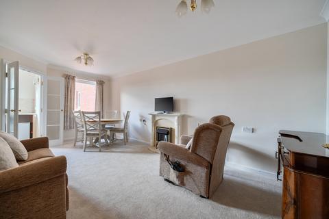 undefined, London Road, Gloucestershire GL1