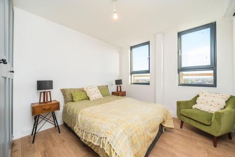 1 bedroom flat for sale, Elm Grove, LONDON SW19