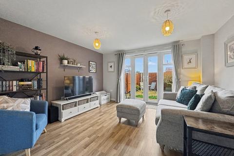 2 bedroom semi-detached house for sale, Sassoon Crescent, Stowmarket, IP14