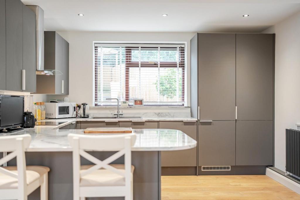 Lifestyle kitchen.jpg