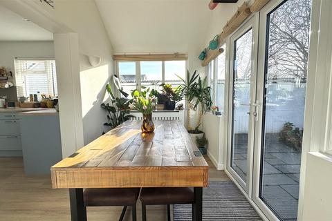 undefined, Ashmead Grove, Braunton EX33
